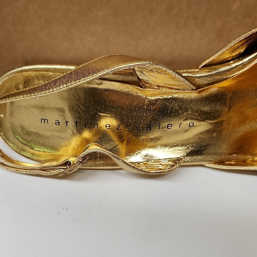 Elegant Gold and Pink Women's Shoes - Picture 3 of 7